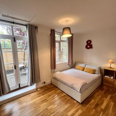 Charming 1-Bedroom Apartment Southfields, ลอนดอน ภายนอก รูปภาพ